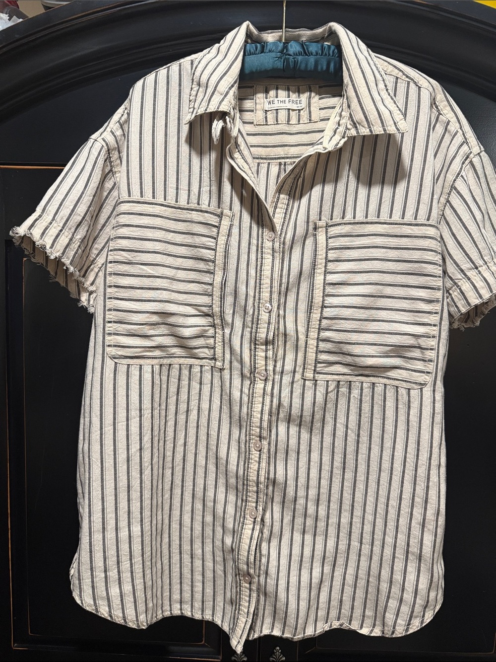 We The Free Cream and Black Striped Short Sleeve Button-Up Med